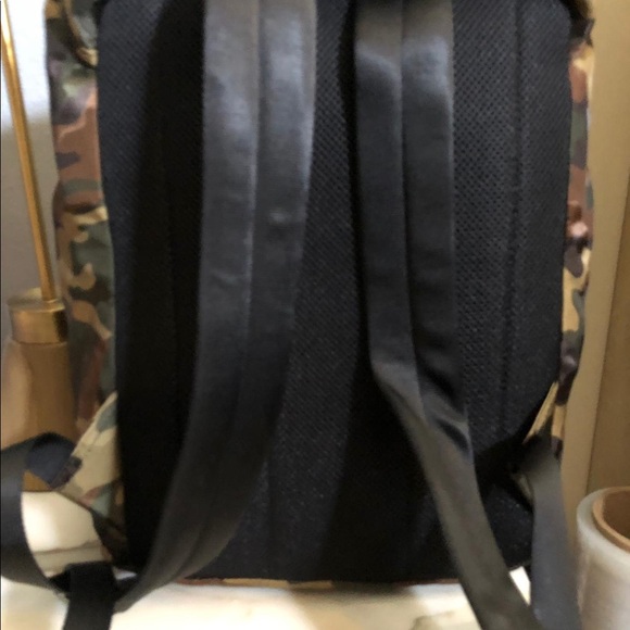 Mk backpack - Picture 3 of 4